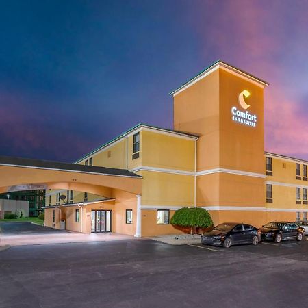 Comfort Inn & Suites Cincinnati Eastgate Экстерьер фото