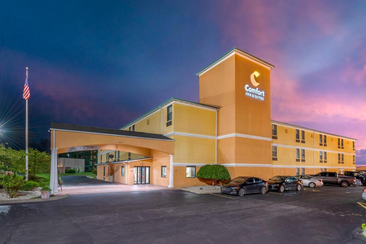 Comfort Inn & Suites Cincinnati Eastgate Экстерьер фото