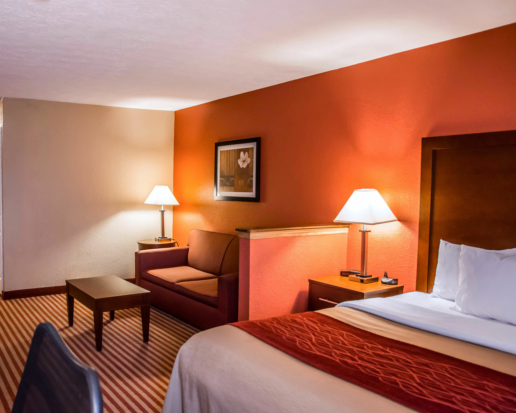 Comfort Inn & Suites Cincinnati Eastgate Экстерьер фото