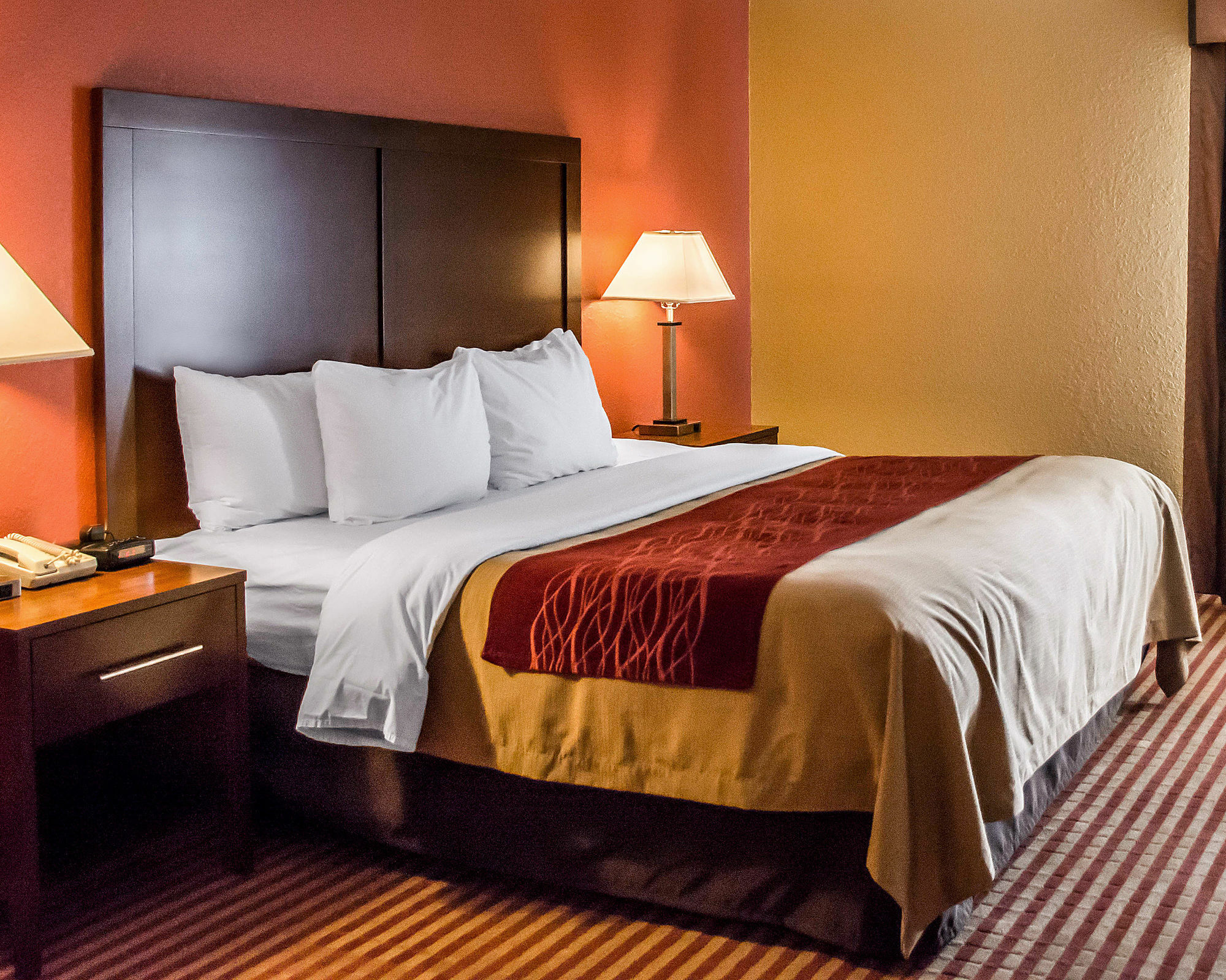 Comfort Inn & Suites Cincinnati Eastgate Экстерьер фото